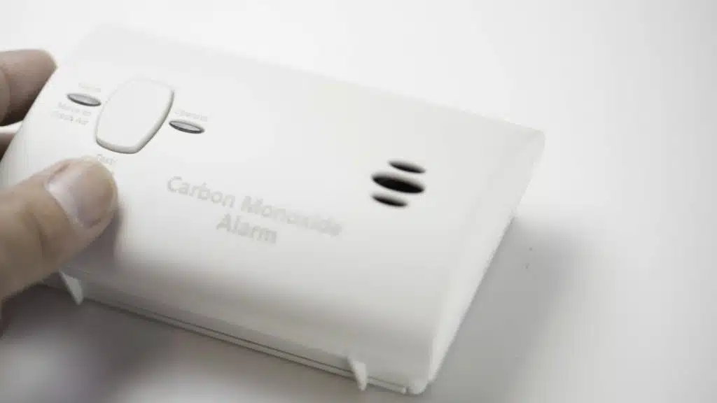 testing a carbon monoxide detector
